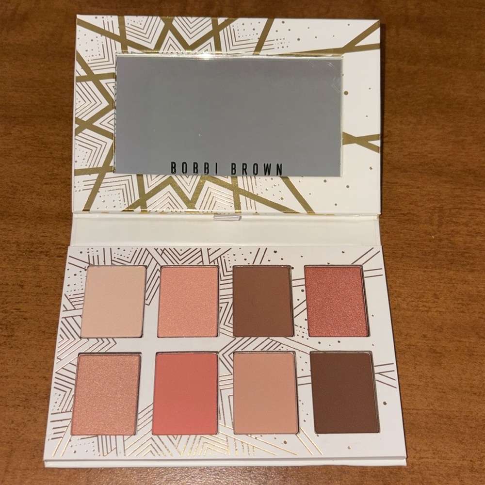 BOBBI BROWN Cobblestone Lane Eye Shadow Palette.